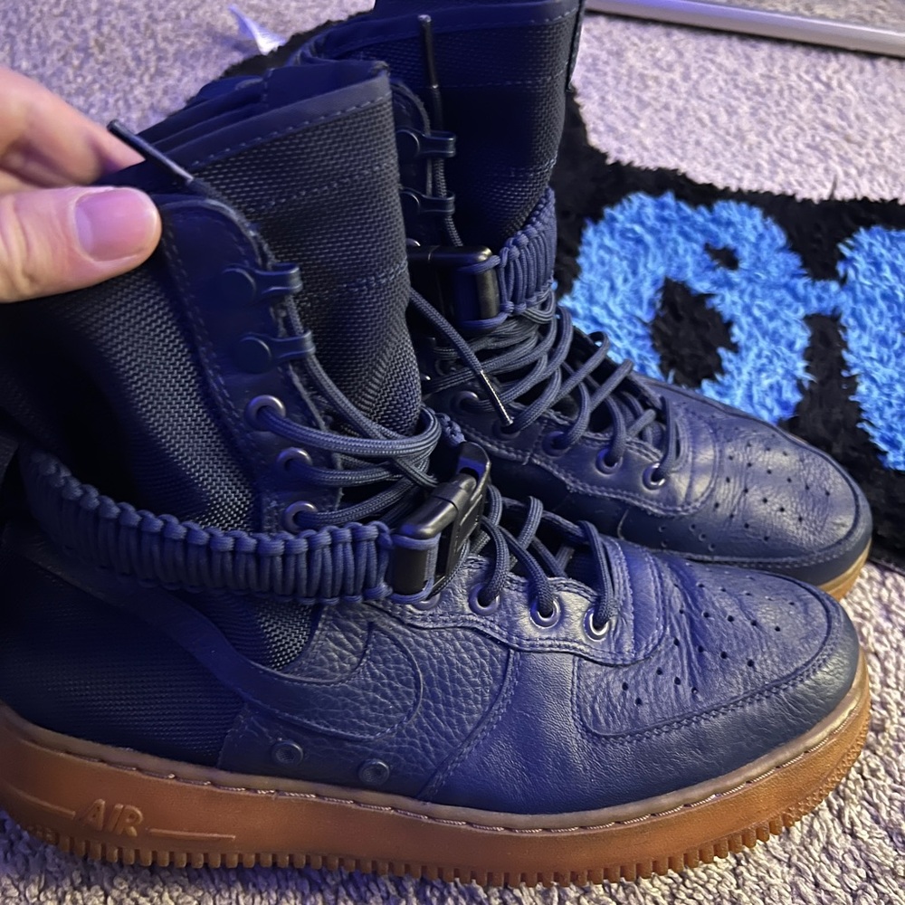 Nike SF Airforce Navy Tactical Mid-Top Boots with Gum Sole
